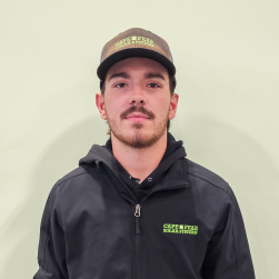 Mason Thompson<br>Solar Installer